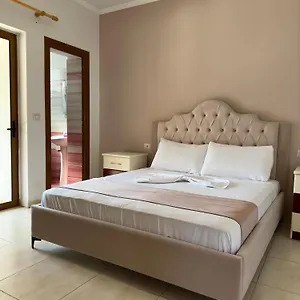 Affittacamere Evelina Ernild, Sarandë