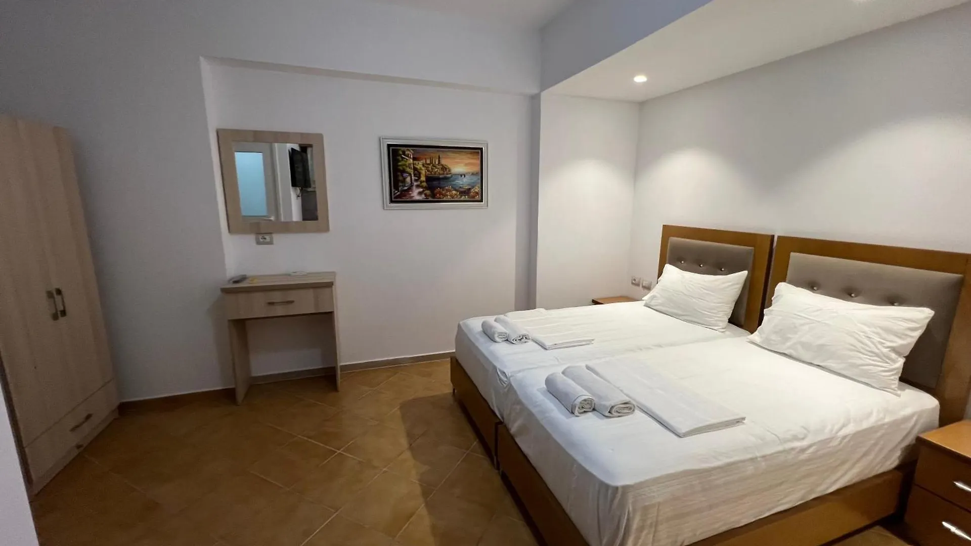 Anna Rooms Sarande